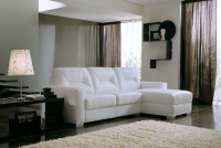 Бял дизайнерски диван  